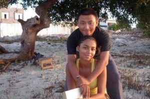 chinese-man-with-black-african-women-560x373